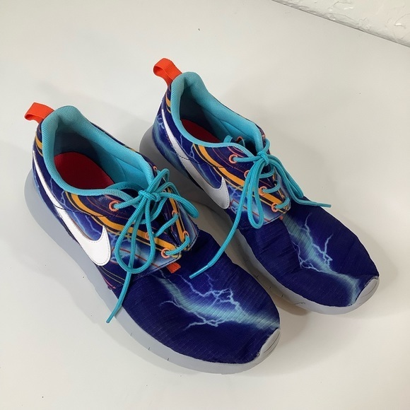 Nike Roshe run lighting bolt sneakers SZ 6.5 youth - Picture 5 of 13